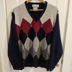 Vintage Maus & Hoffman Hand Intarsia Pure Cashmere Argyle V-Neck Sweater  Large